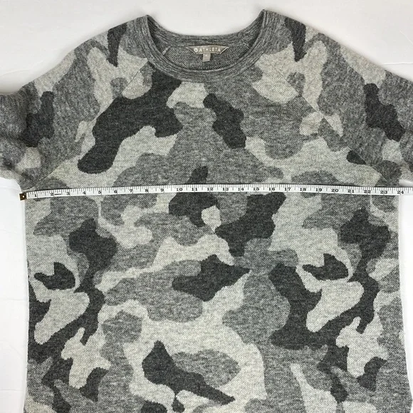 Athleta Undercover Camo Sweatshirt - Picture 10 of 12